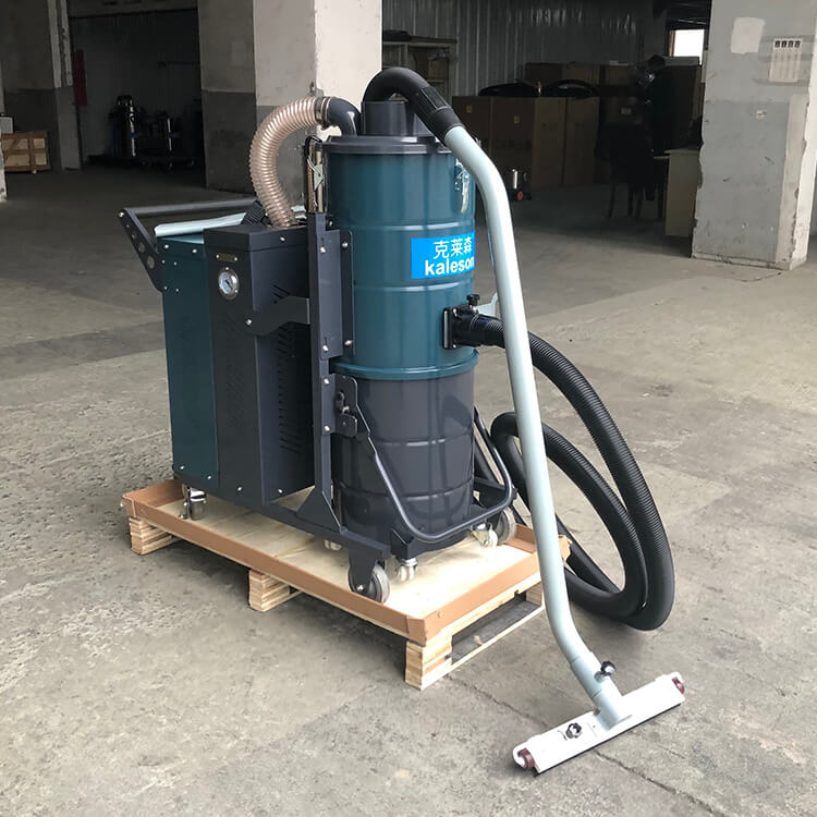 BH-70L連續(xù)工作單相工業(yè)吸塵器價(jià)格 BH-70L連續(xù)工作單相工業(yè)吸塵器價(jià)格