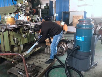 工業(yè)吸塵器的下班后要如何來(lái)保養(yǎng)