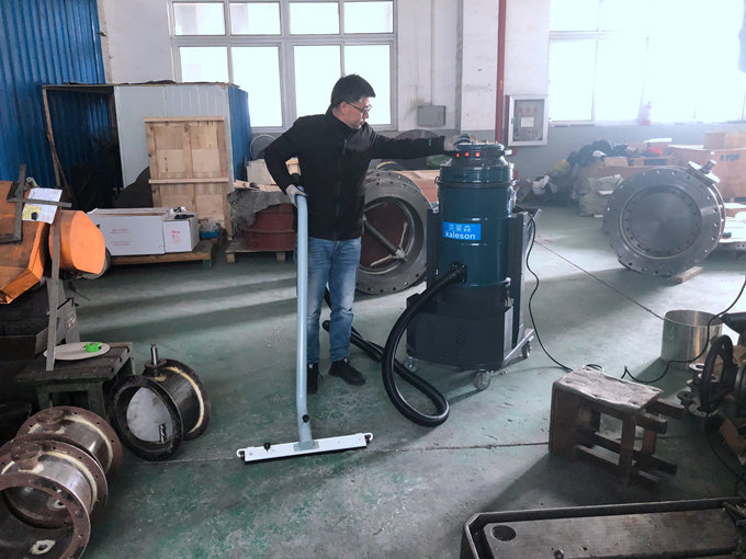 為什么要用車(chē)間用吸塵器? 為什么要用車(chē)間用吸塵器?