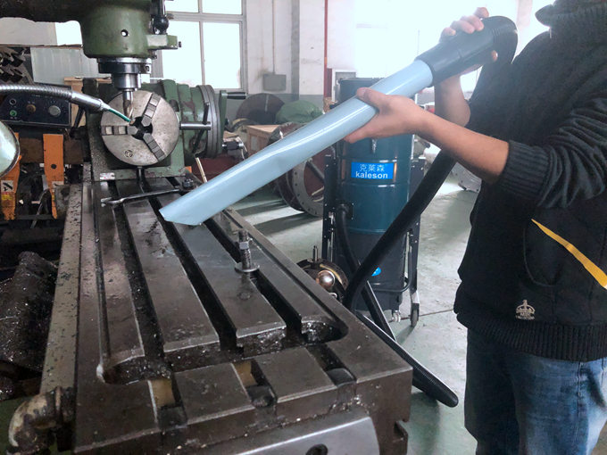 大功率工業(yè)吸塵器 大功率工業(yè)吸塵器