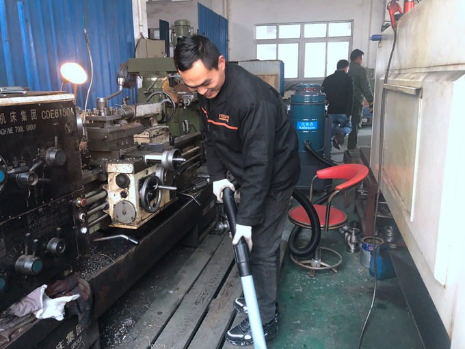 工廠灰塵吸塵器價(jià)格貴不貴 工廠灰塵吸塵器價(jià)格貴不貴