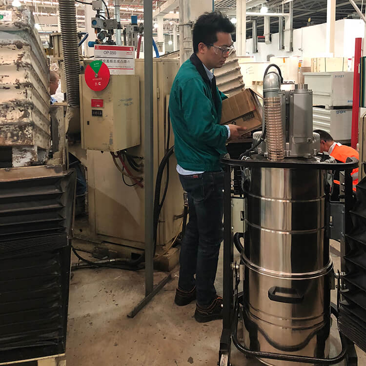 三相工業(yè)吸塵器該如何保養(yǎng) 三相工業(yè)吸塵器該如何保養(yǎng)