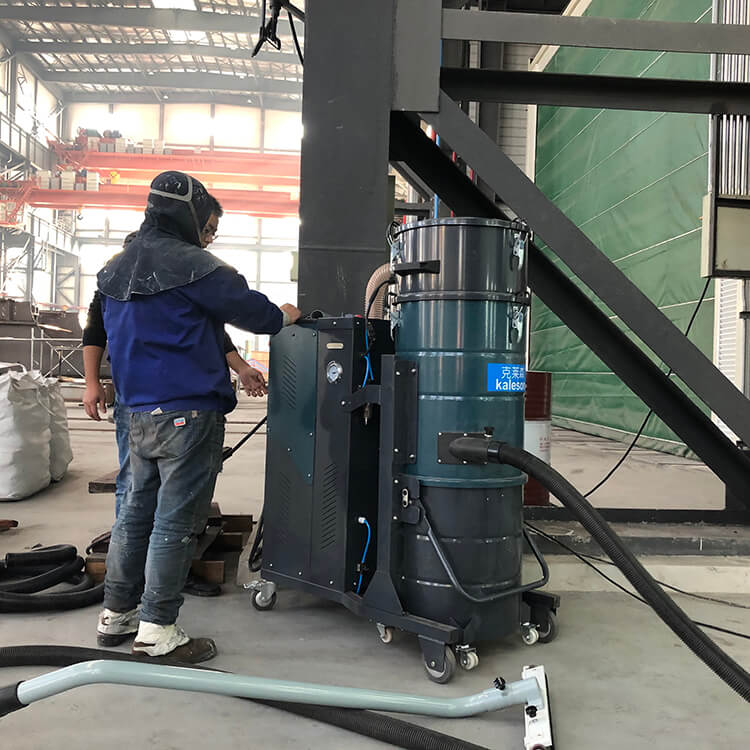 噴粉車間粉塵專用工業(yè)吸塵器 噴粉車間粉塵專用工業(yè)吸塵器
