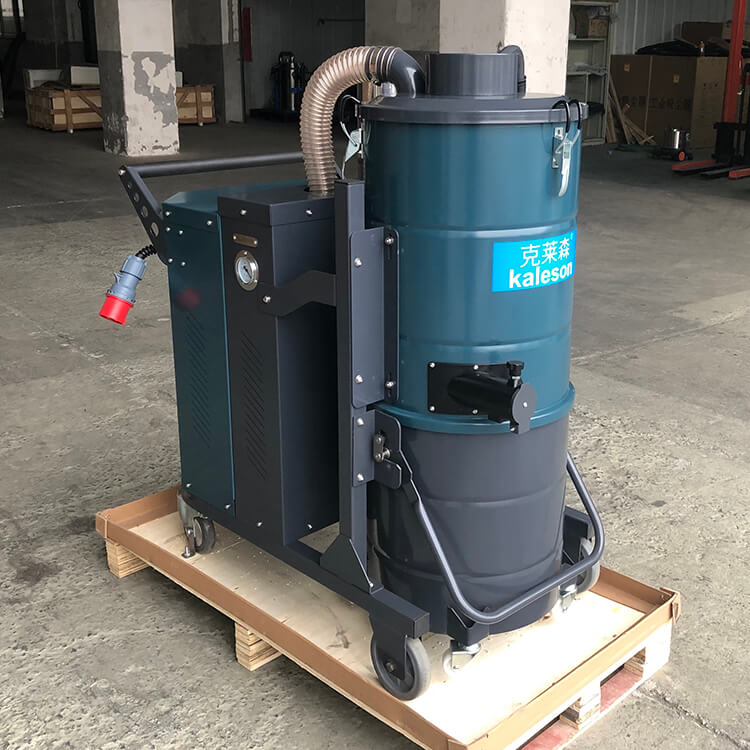 小型工業(yè)吸塵設(shè)備廠家 小型工業(yè)吸塵設(shè)備廠家