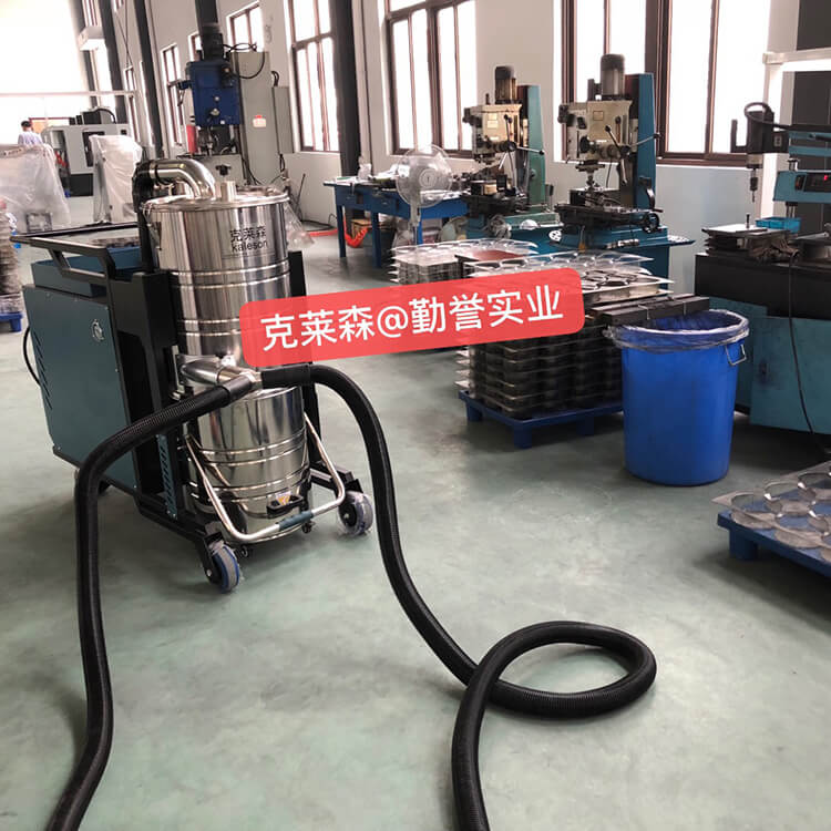 工業(yè)吸塵器及價格應(yīng)該如何選擇 工業(yè)吸塵器及價格應(yīng)該如何選擇